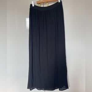 Olsen Europe maxi skirt Medium/ Large